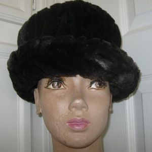 C.C  faux fur winter hat, dark brown, OS